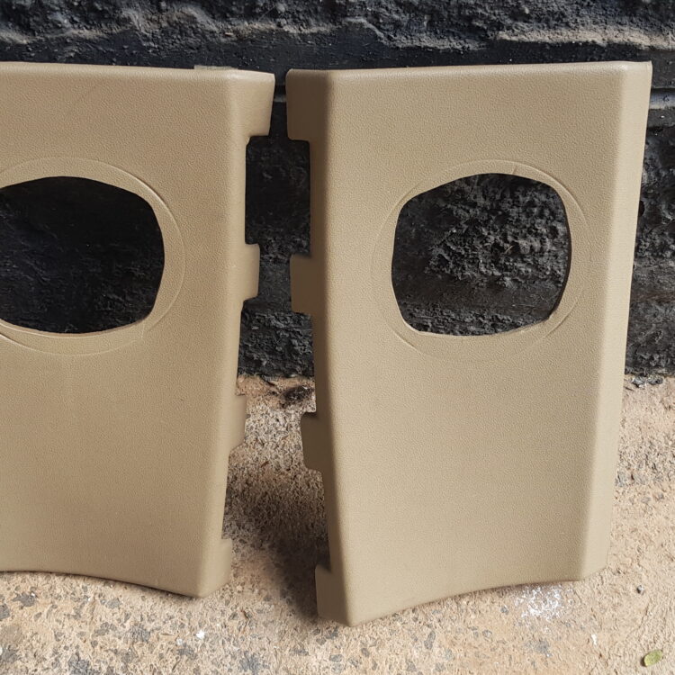 Land Rover Discovery 1 Rear Speaker trim