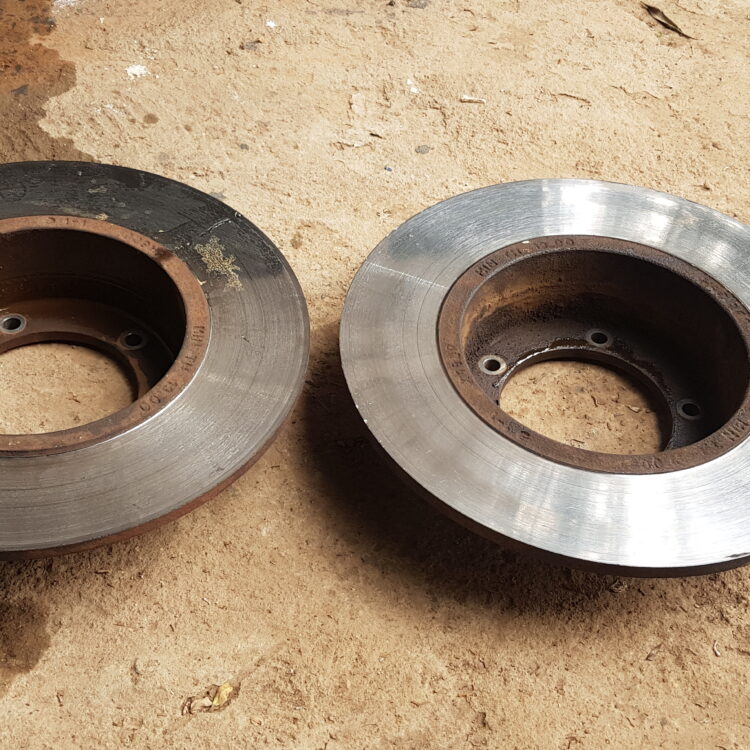 Land Rover Discovery 1 Front break discs