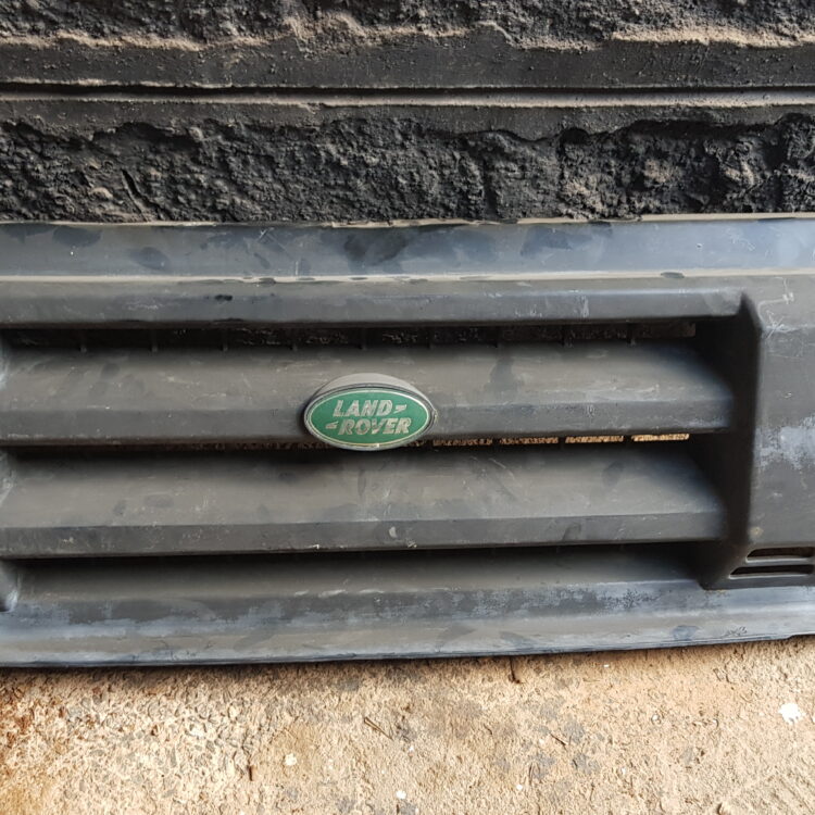 Land Rover Discovery 1 Grille