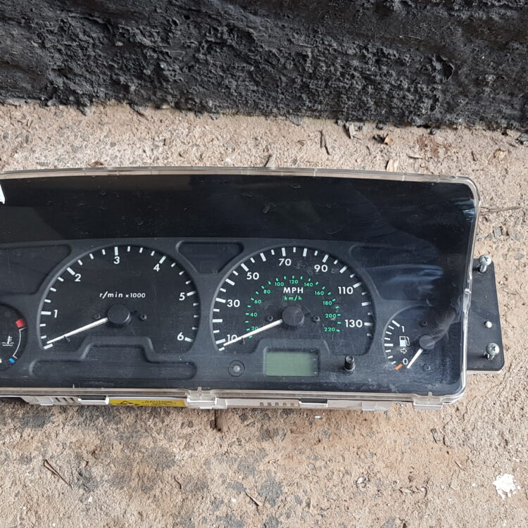 Land Rover Discovery 2 Speedo/Clock