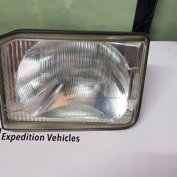 Land Rover Discovery 1 Left Headlight