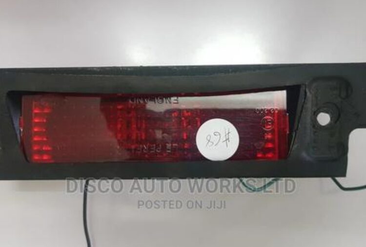 Land Rover Discovery 2 Brake Light