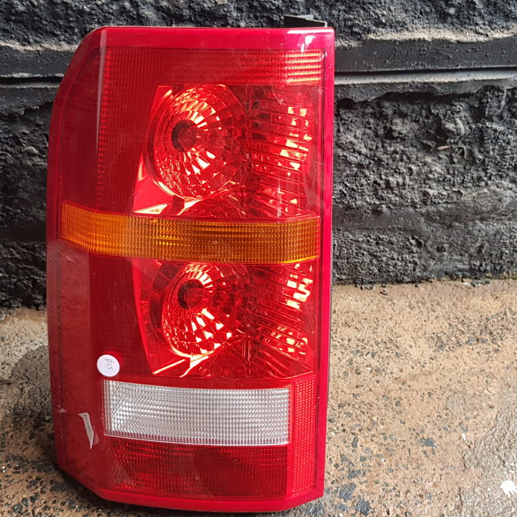 Land Rover Discovery 3 Left Rear light