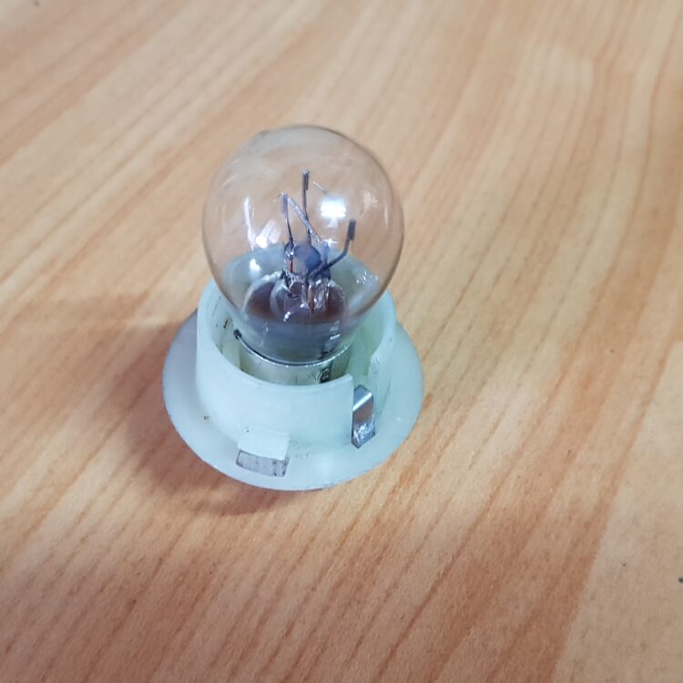 land rover discovery 2 Bulb Holder and Bulb P25/2